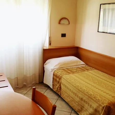 إدين 2* ميلان