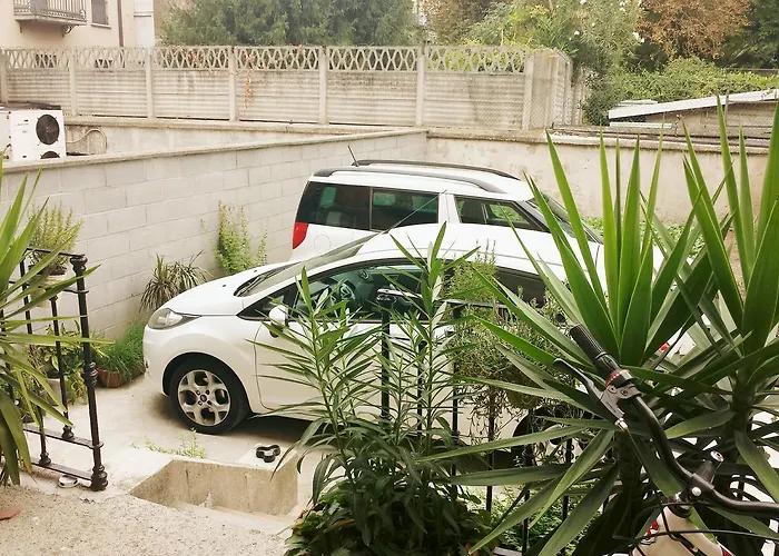Eden 2* מילאנו